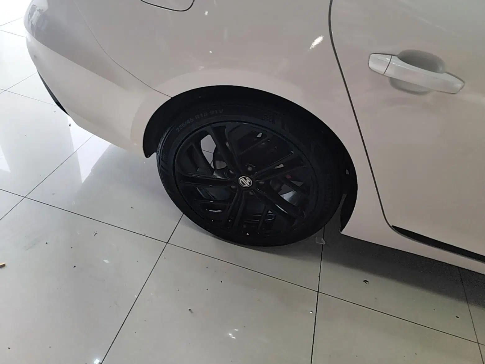 MG 6 New Energy 2020 1.5T Hybrid Trophy Flagship Edition — миниатюра 10