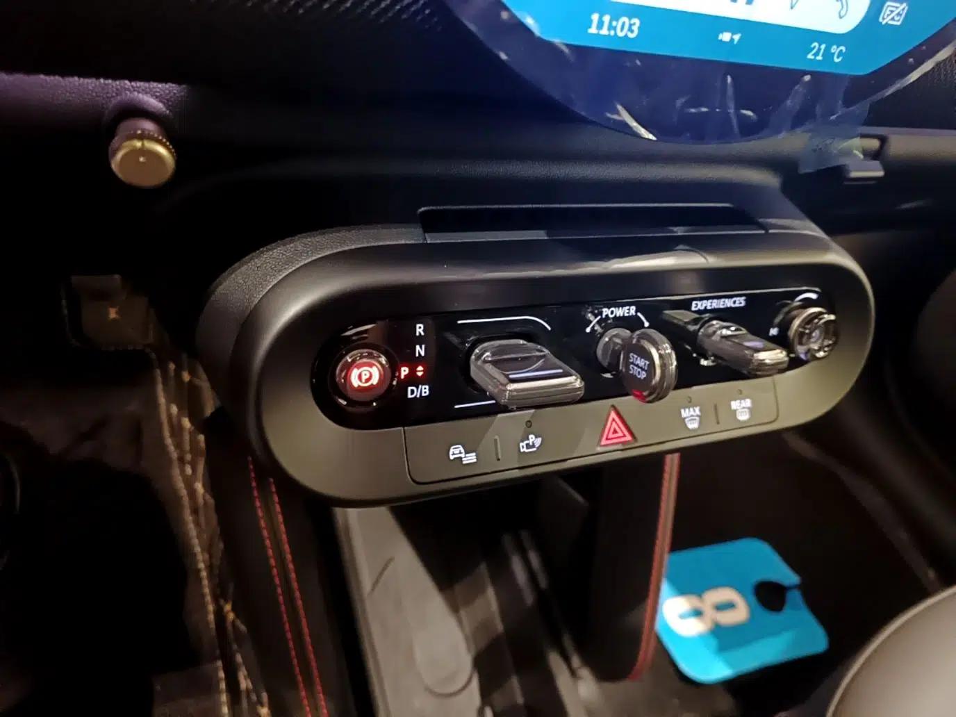 MINI Electric COOPER JCW 2025 JOHN COOPER WORKS — миниатюра 17
