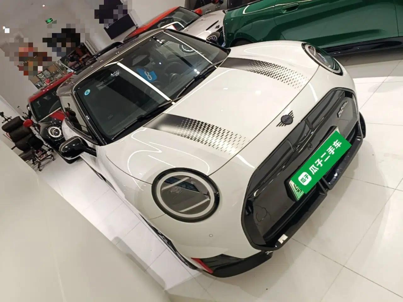 MINI Electric COOPER JCW 2025 JOHN COOPER WORKS — миниатюра 3