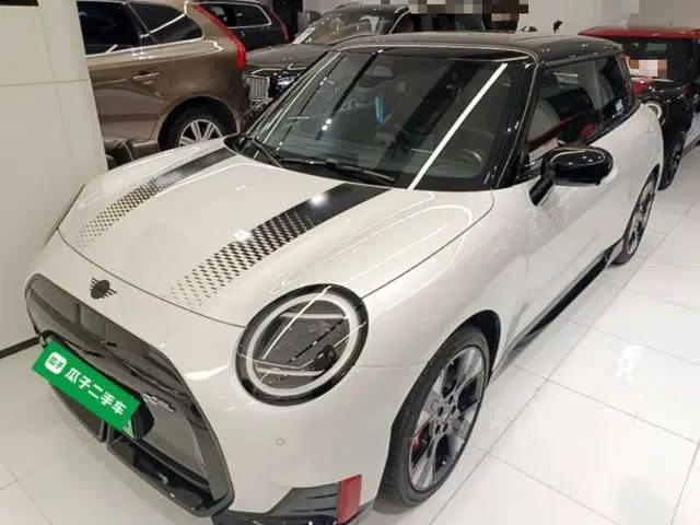 MINI Electric COOPER JCW 2025 JOHN COOPER WORKS