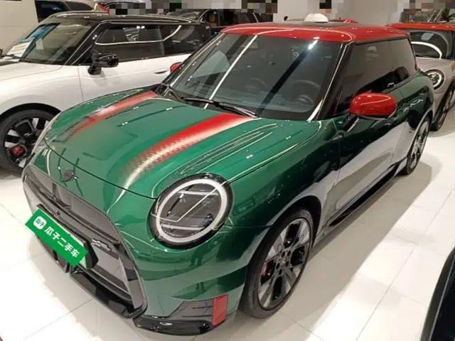 MINI Electric COOPER JCW 2025 JOHN COOPER WORKS