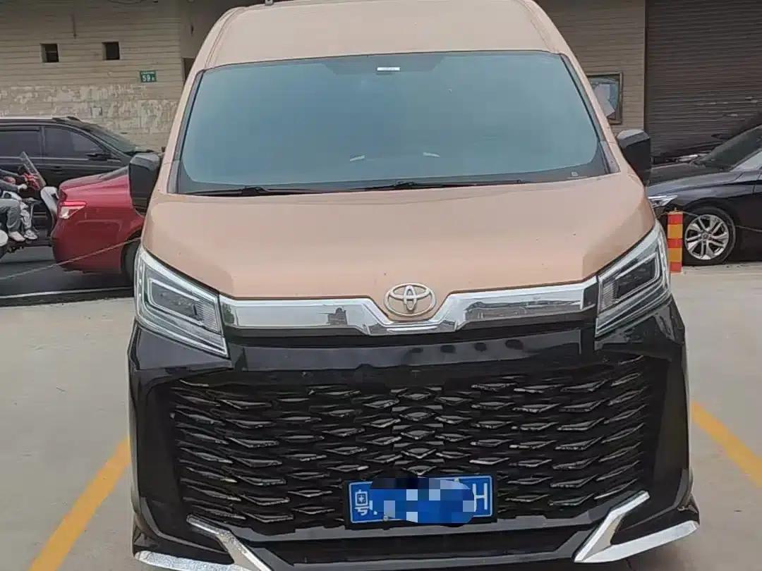 2022 HIACE 3.5L Middle East Edition — миниатюра 2