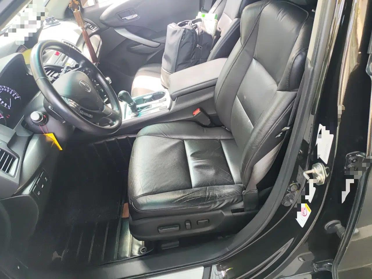Acura RDX 2013 3.0L Two-Wheel Drive Elite Edition — миниатюра 16