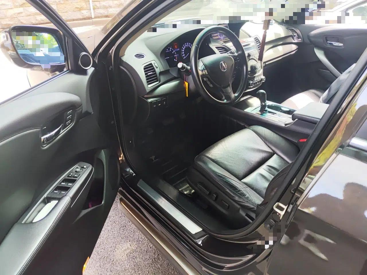 Acura RDX 2013 3.0L Two-Wheel Drive Elite Edition — миниатюра 17