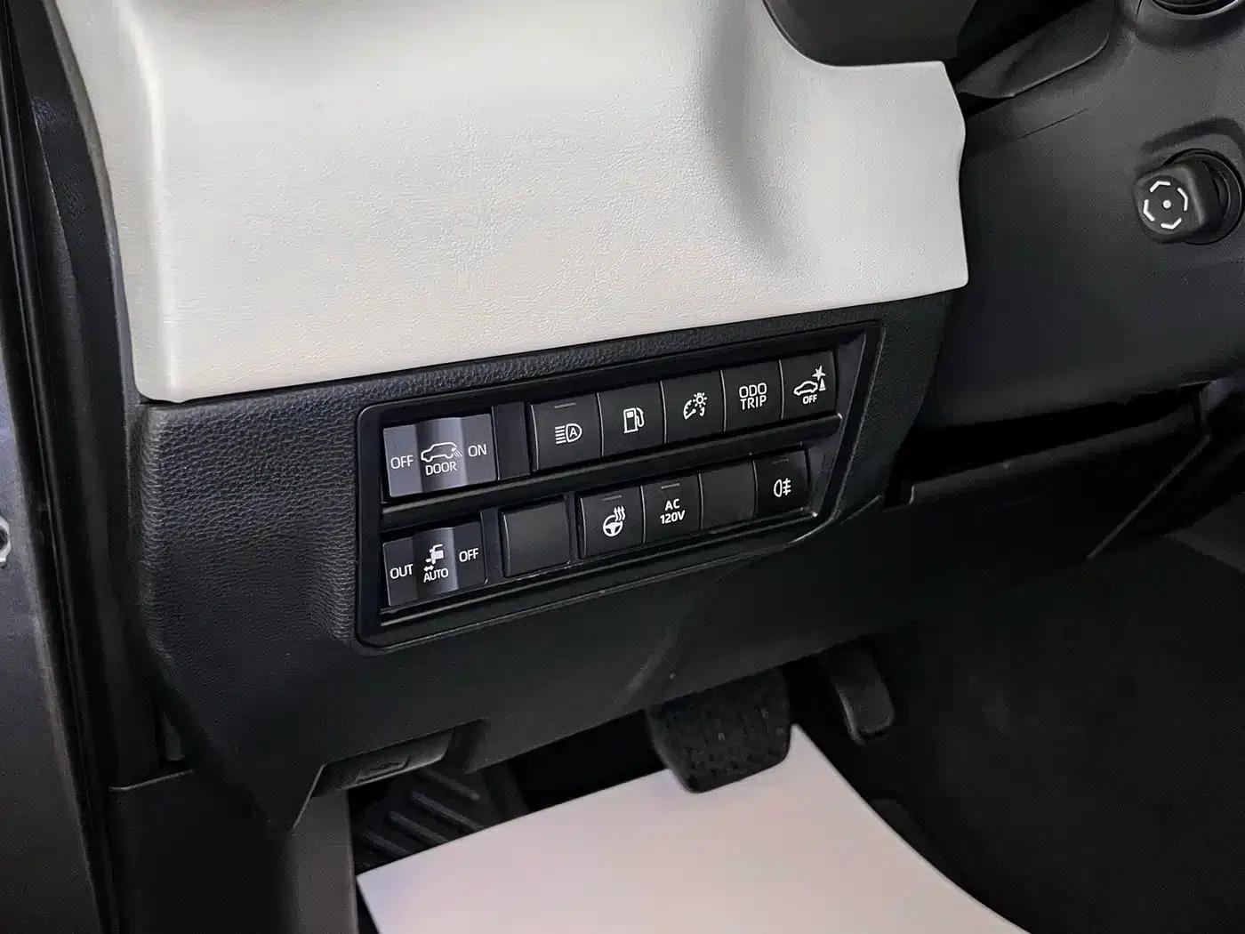 2023 Sequoia 3.5T Automatic — миниатюра 17