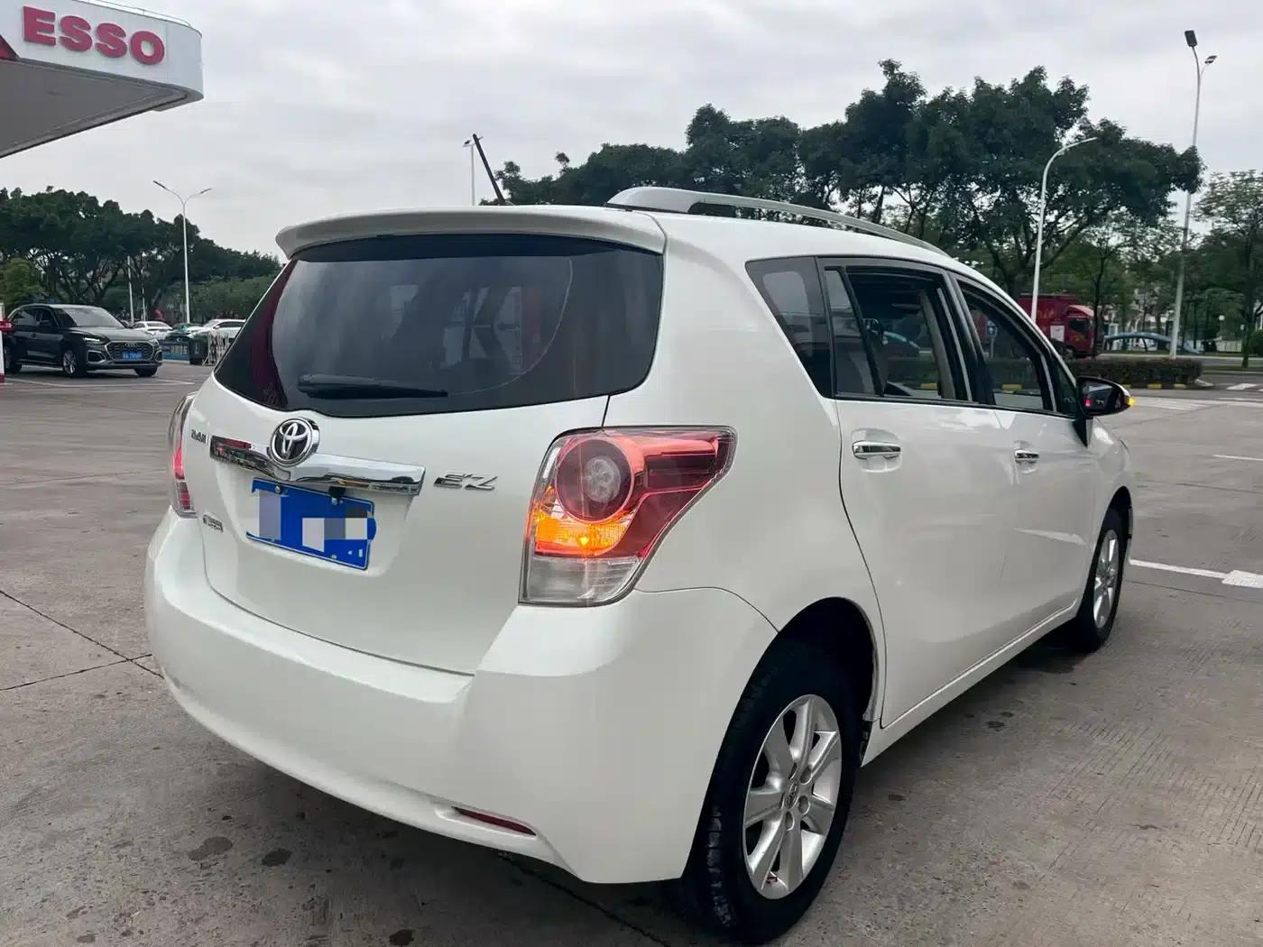 E'Z 2014 Star Shine 180G CVT Deluxe Edition — миниатюра 9