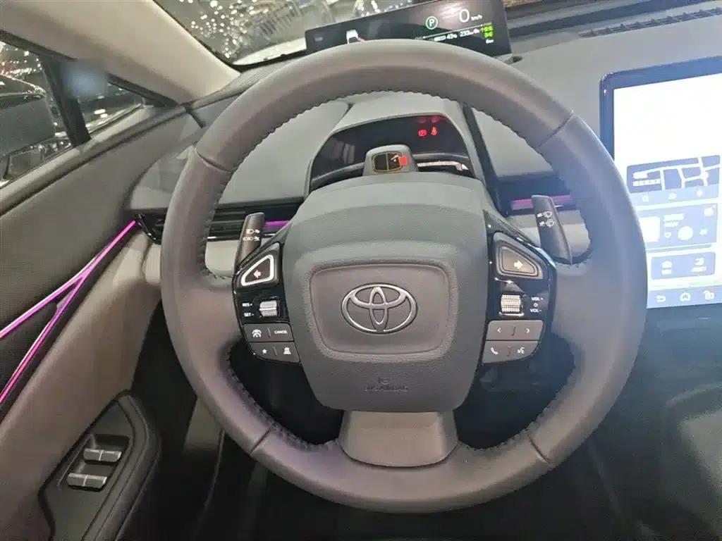 Toyota BZ5 2025 550 PRO — миниатюра 11