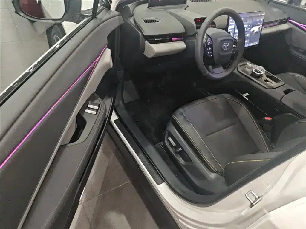 Toyota BZ5 2025 550 PRO — миниатюра 16