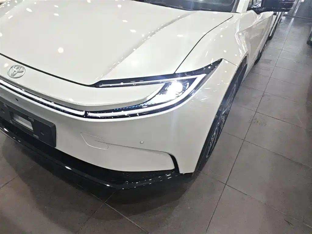 Toyota BZ5 2025 550 PRO — миниатюра 24