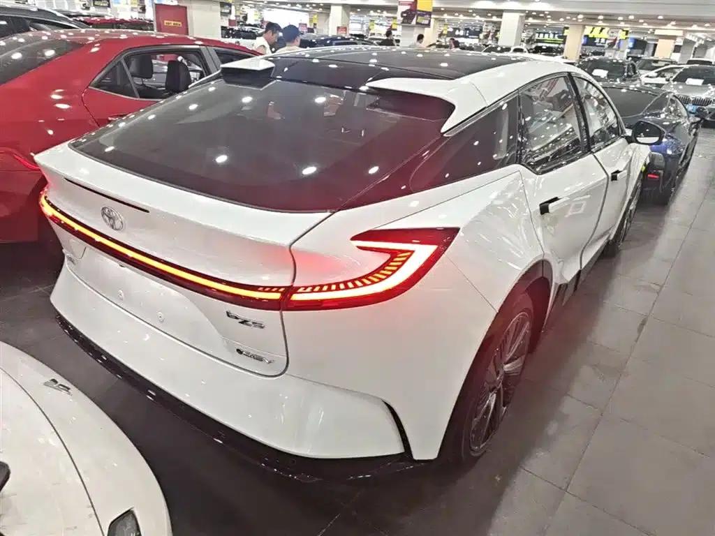 Toyota BZ5 2025 550 PRO — миниатюра 7