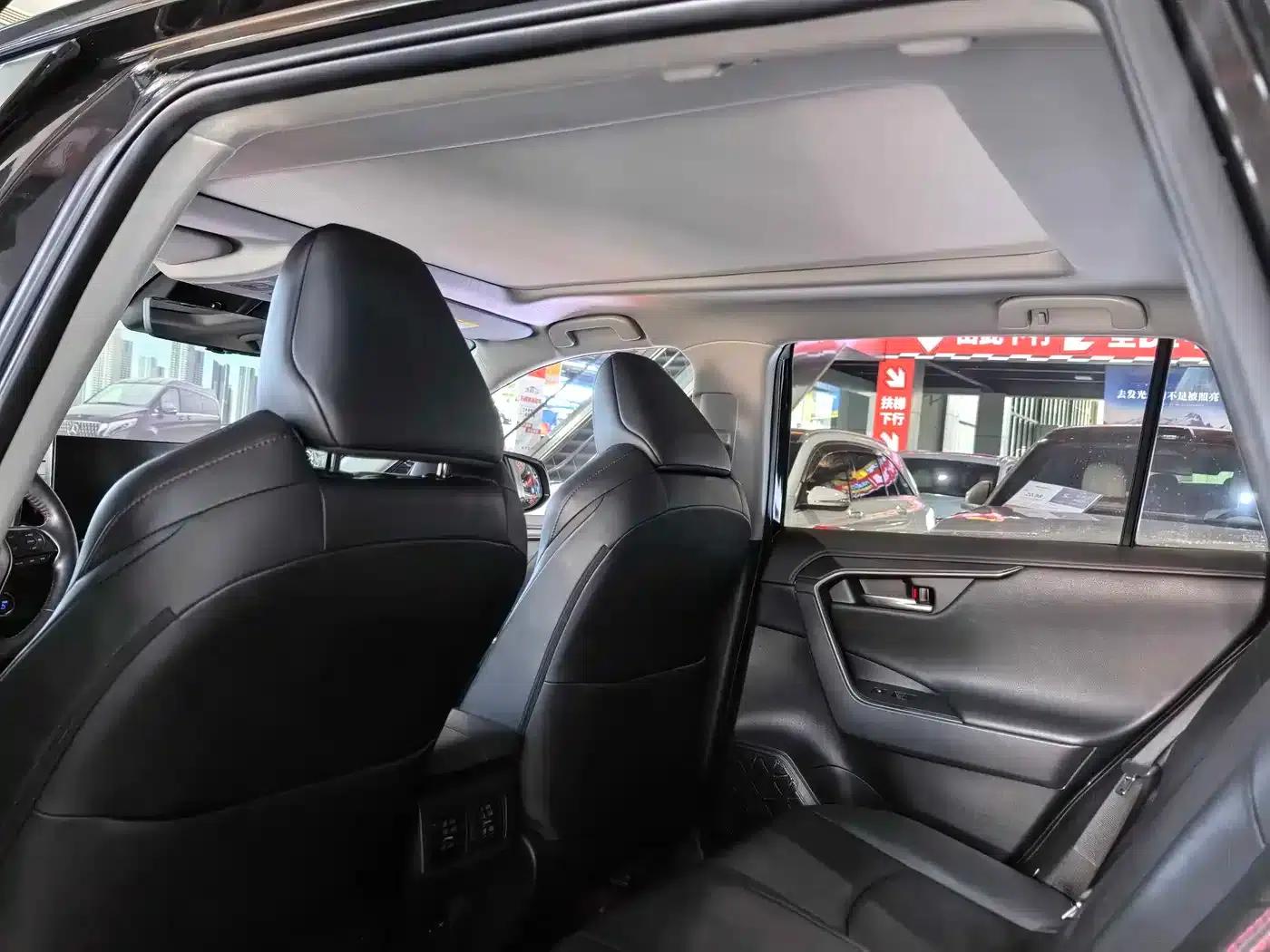 Highlander New Energy 2021 High-Performance Edition 2.5L AWD Exhilarating Version — миниатюра 12