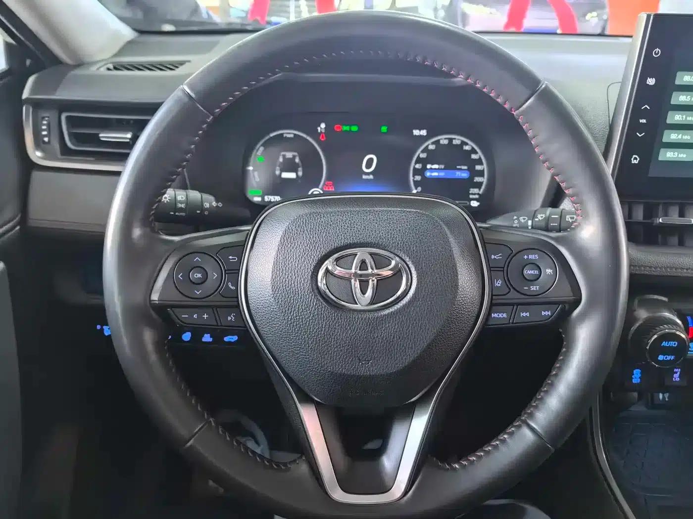 Highlander New Energy 2021 High-Performance Edition 2.5L AWD Exhilarating Version — миниатюра 6