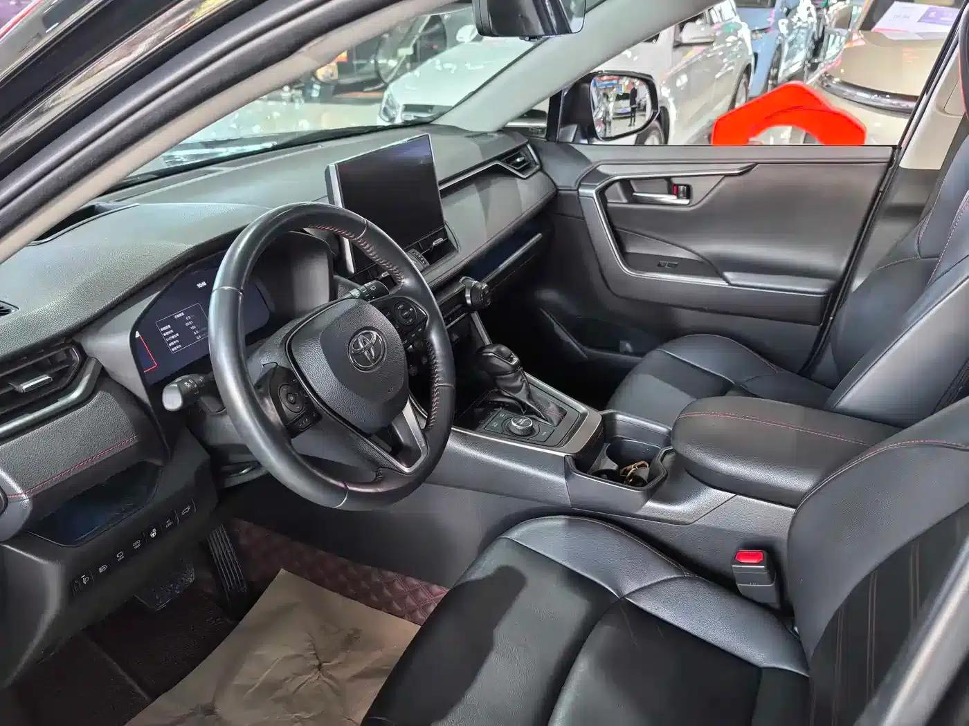 Highlander New Energy 2021 High-Performance Edition 2.5L AWD Exhilarating Version — миниатюра 8