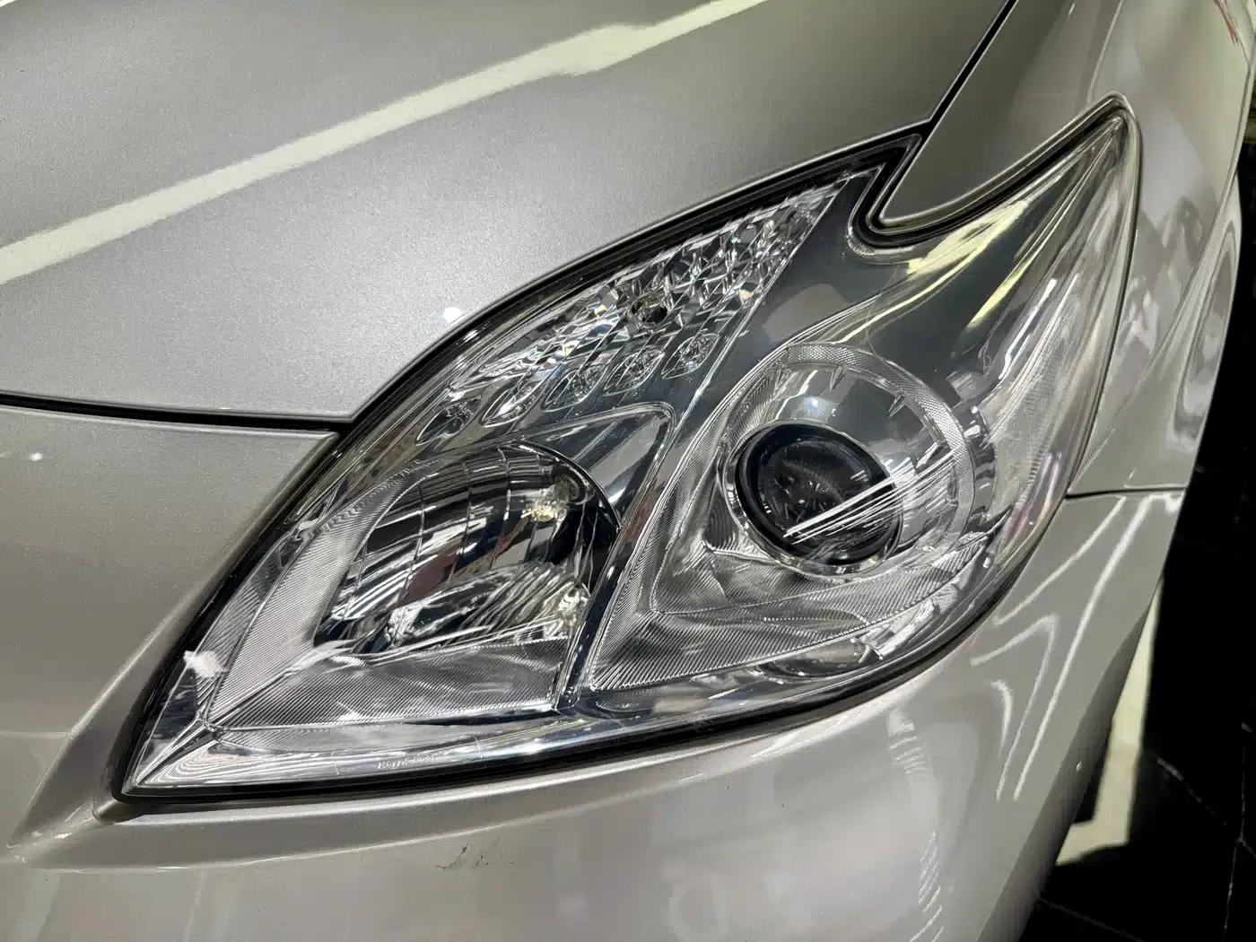 2012 Prius 1.8L Luxury Edition — миниатюра 25