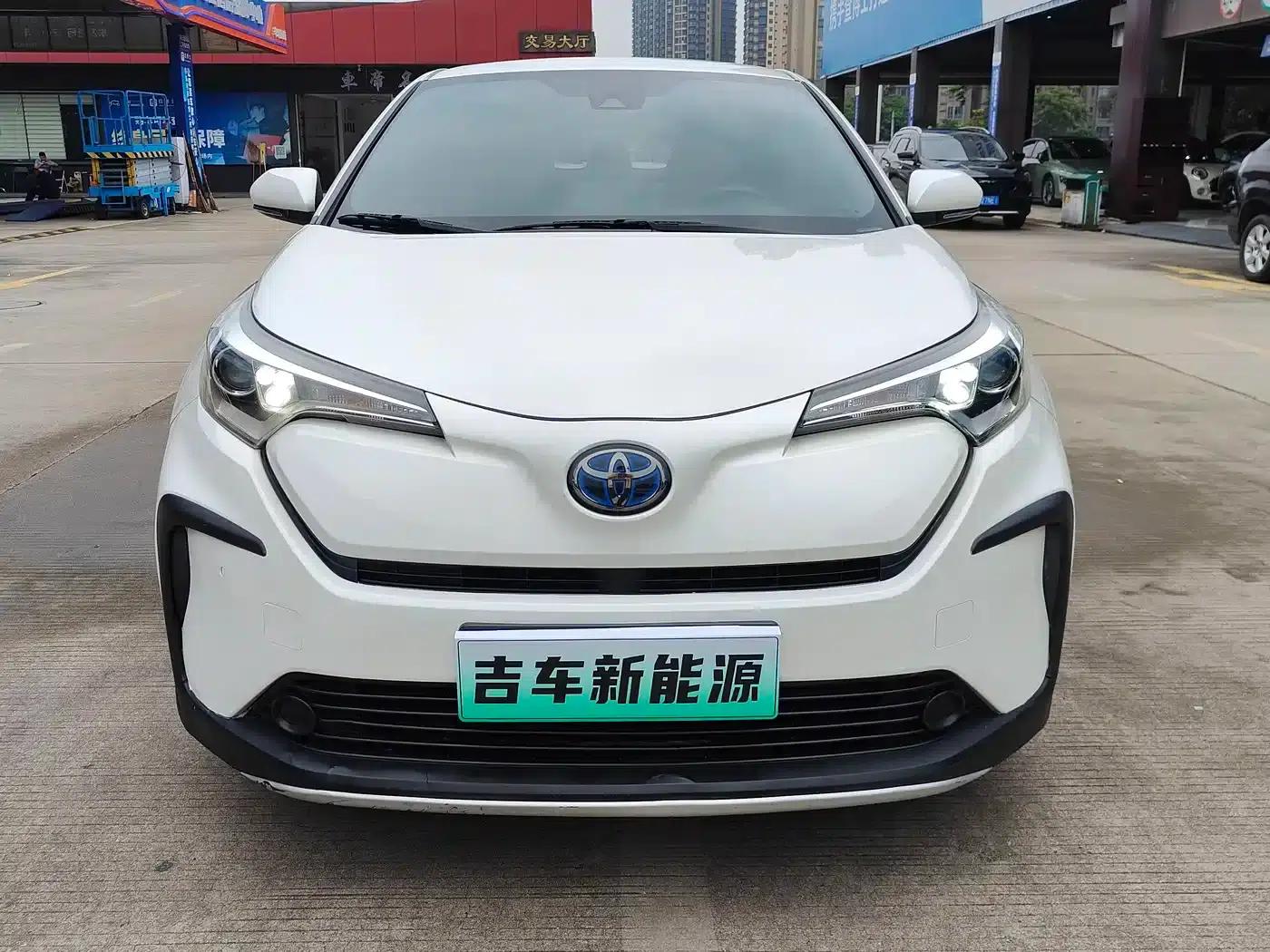 C-HR 2020 E-Smart Edition — миниатюра 3