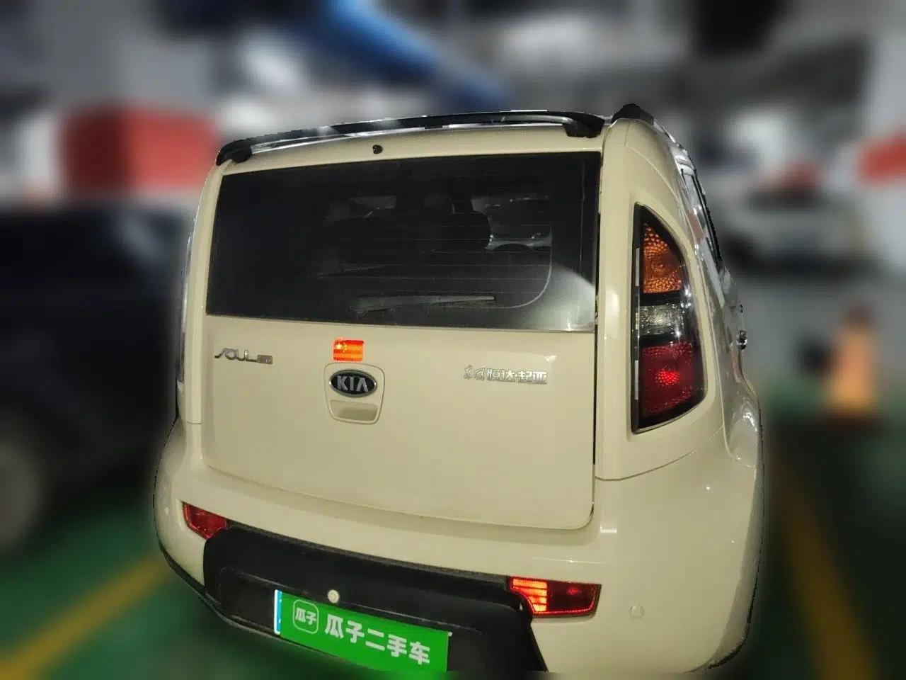 Kia Soul 2010 1.6L AT GL — миниатюра 5
