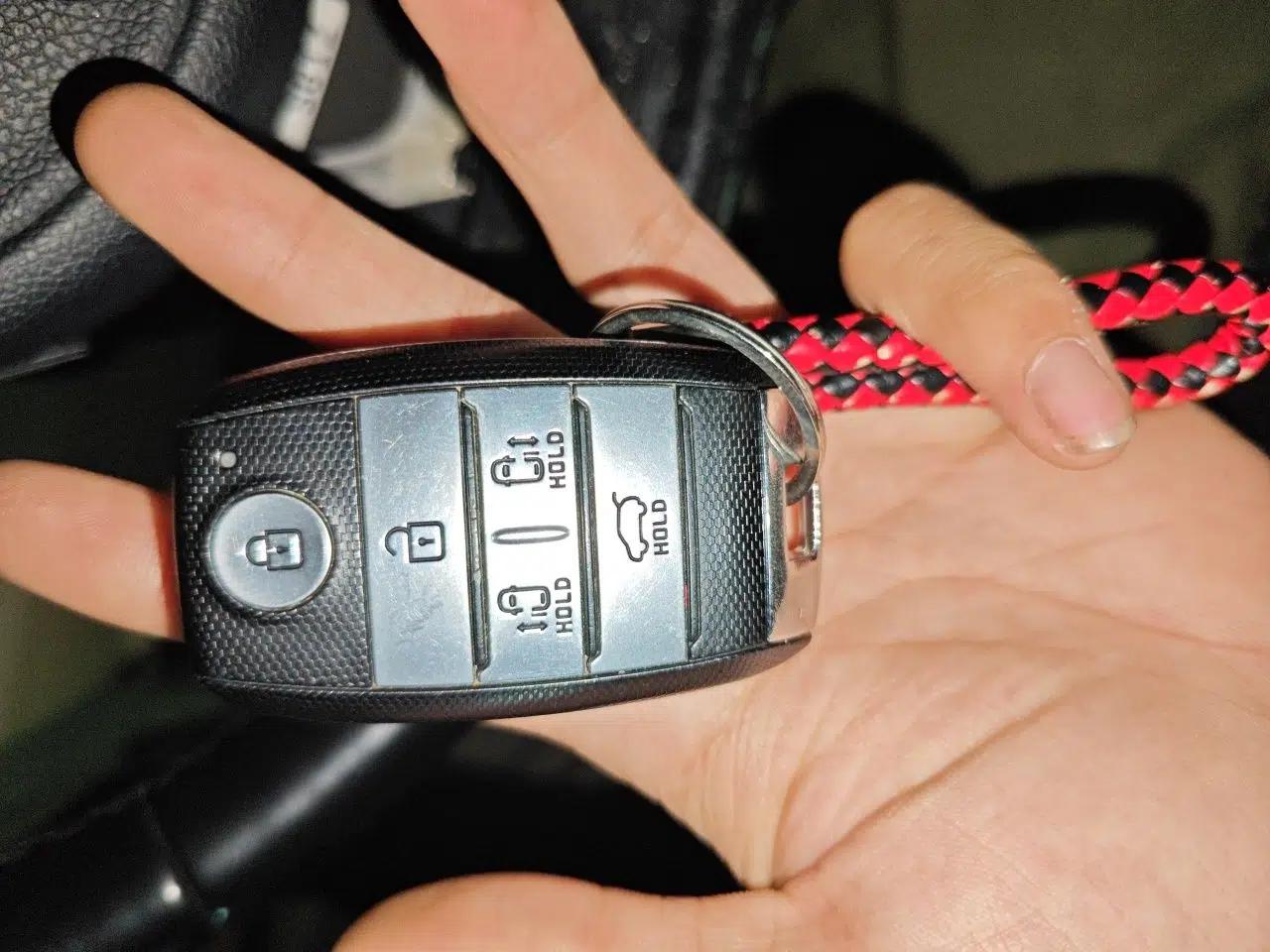 Kia Carnival 2015 3.3 GDI Flagship Edition China IV Standard — миниатюра 9
