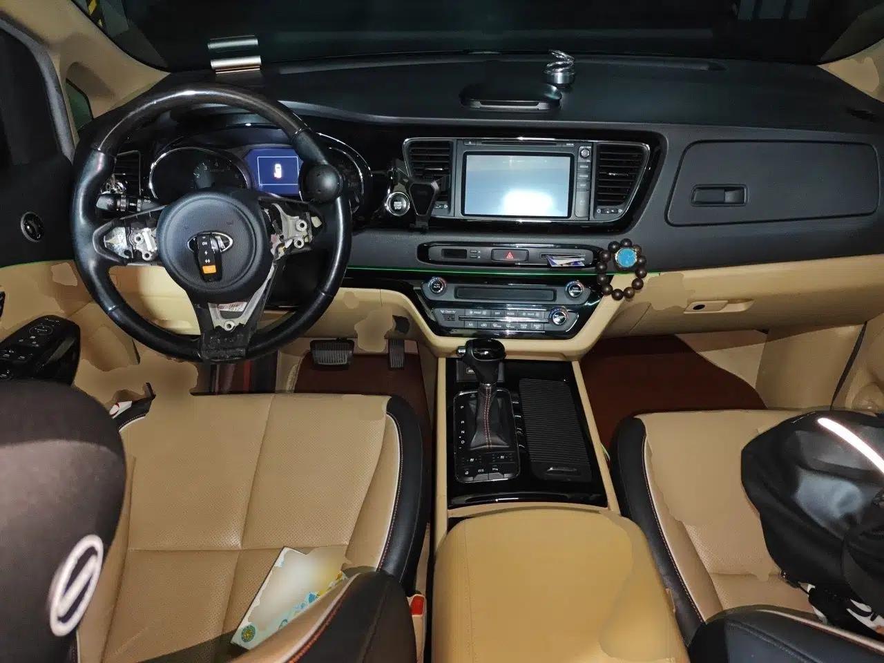 Kia Carnival 2015 3.3 GDI Flagship Edition China IV Standard — миниатюра 10
