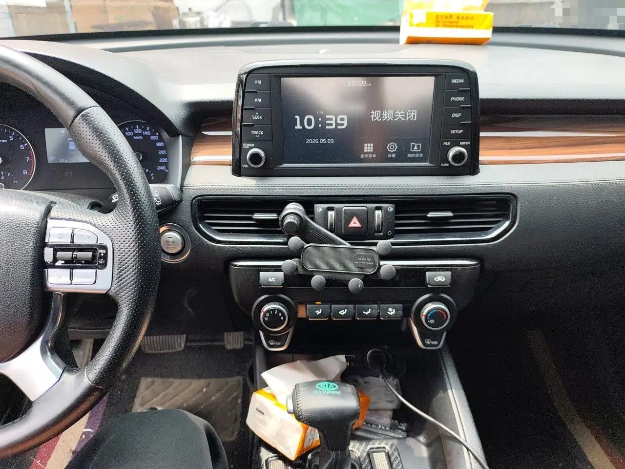 Kia KX7 2017 2.0L Automatic 2WD GLS 5-Seater — миниатюра 14