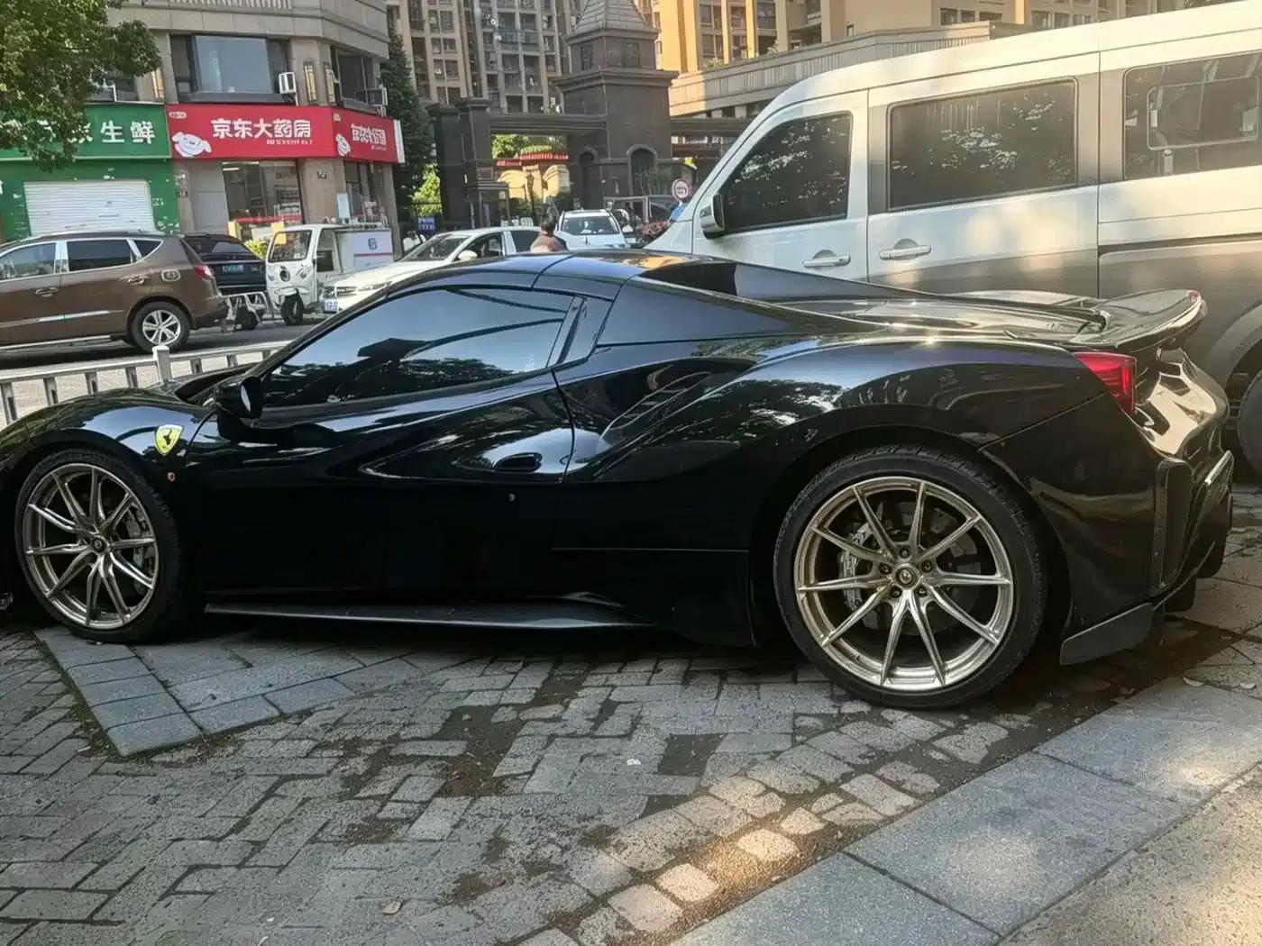 2015 Ferrari 488 Spider — миниатюра 5