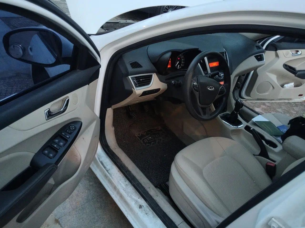 Chery Arrizo 7 2015 1.6L Manual Zhi Ling Edition — миниатюра 17