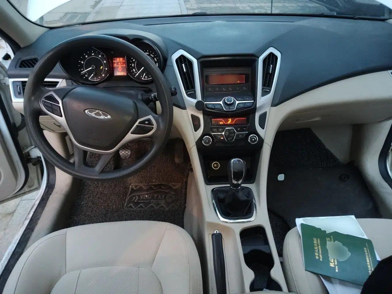 Chery Arrizo 7 2015 1.6L Manual Zhi Ling Edition — миниатюра 10