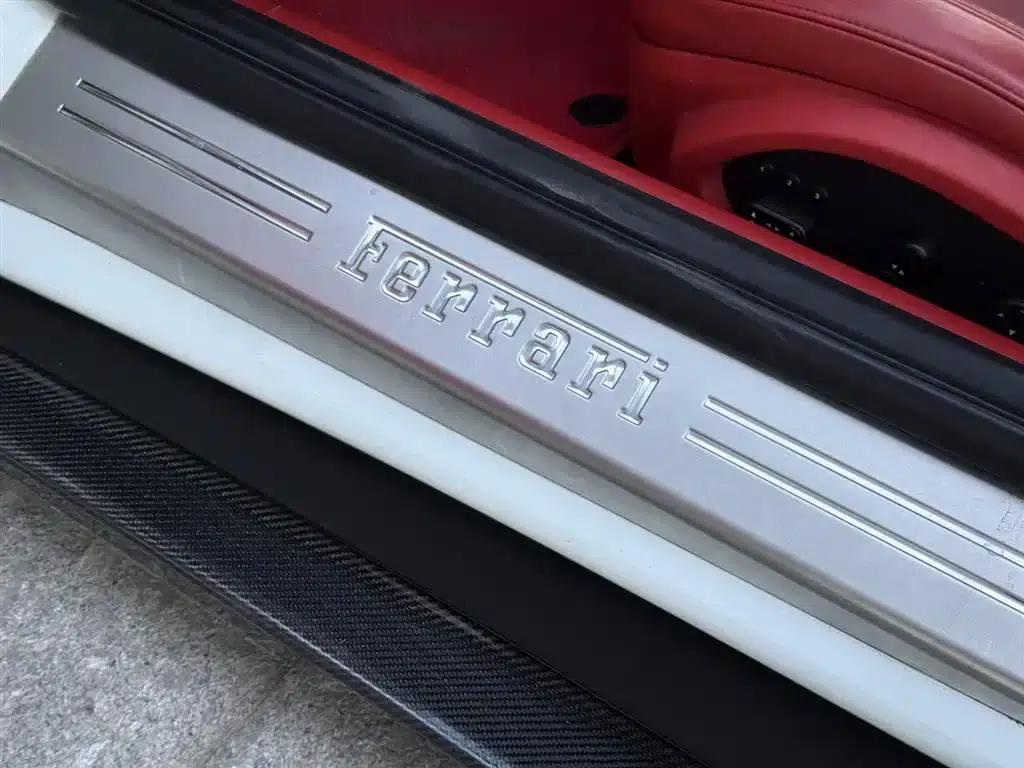 2013 F12berlinetta 6.3L Standard Model — миниатюра 15