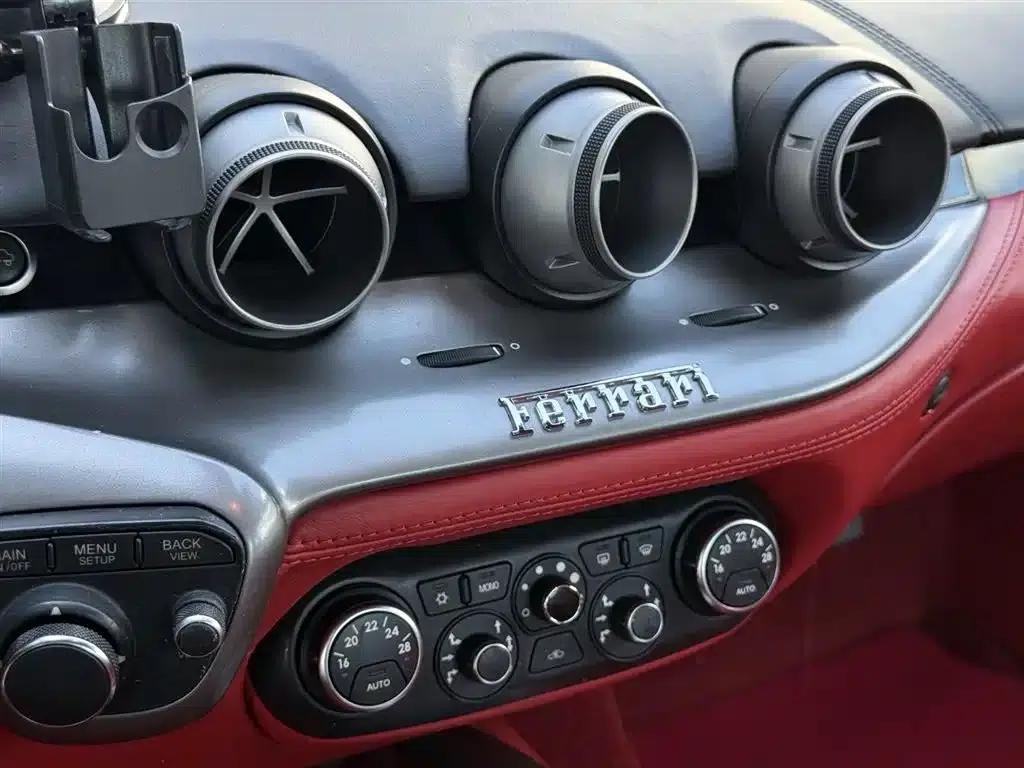 2013 F12berlinetta 6.3L Standard Model — миниатюра 20