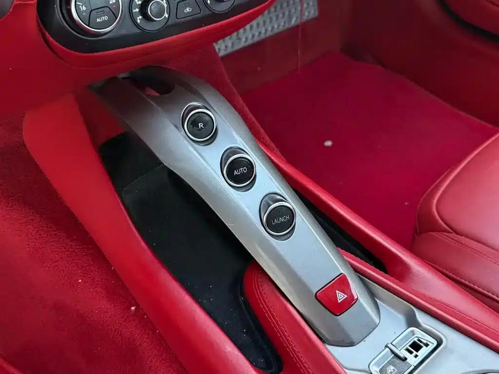 2013 F12berlinetta 6.3L Standard Model — миниатюра 22