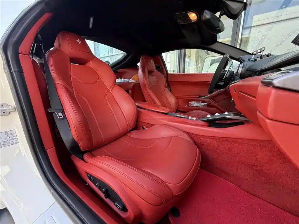 2013 F12berlinetta 6.3L Standard Model — миниатюра 25
