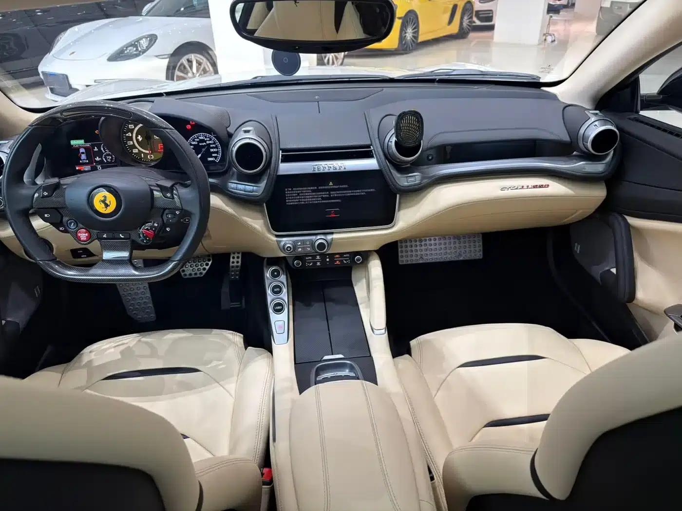 2016 GTC4Lusso 6.3L V12 — миниатюра 13
