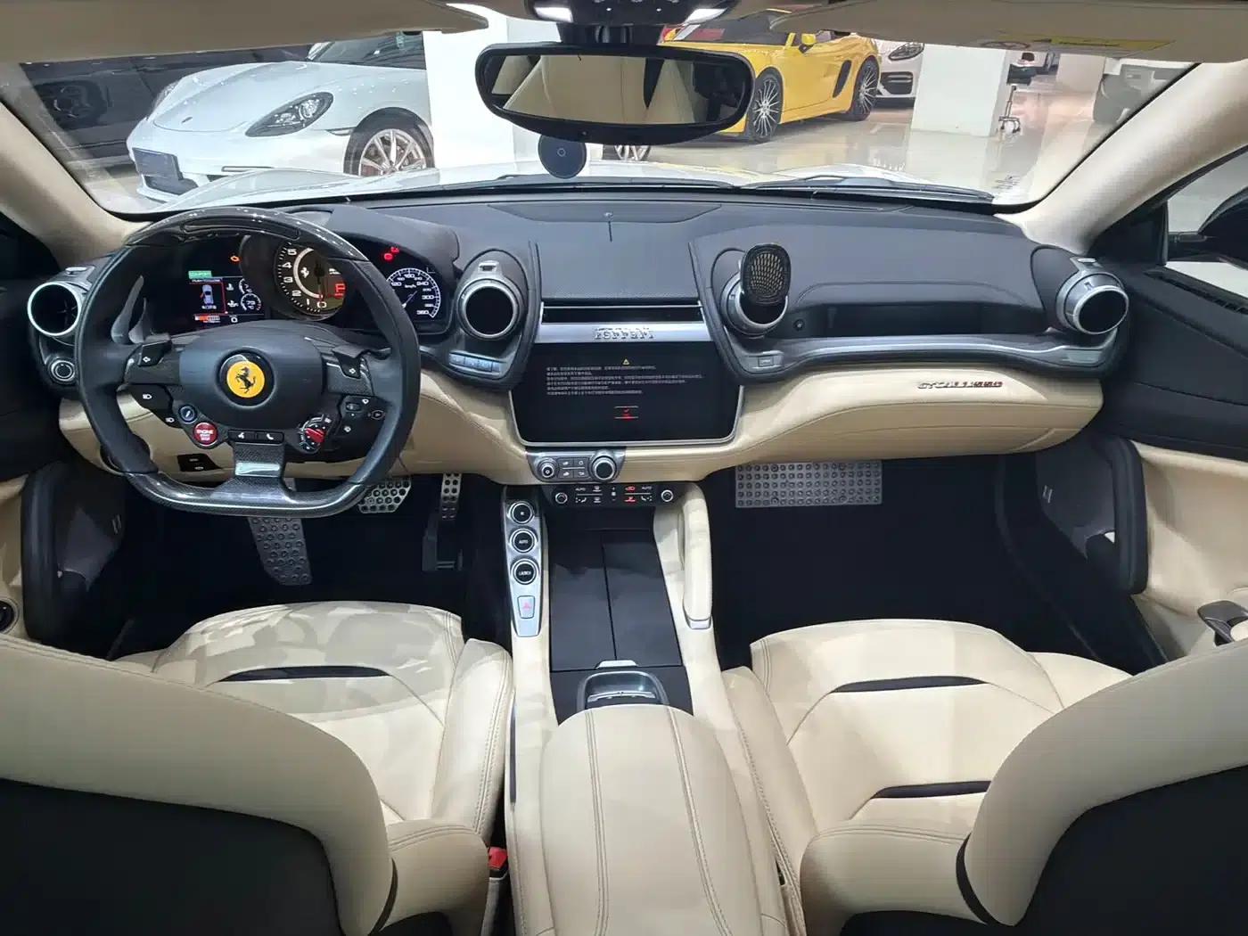 2016 GTC4Lusso 6.3L V12 — миниатюра 14