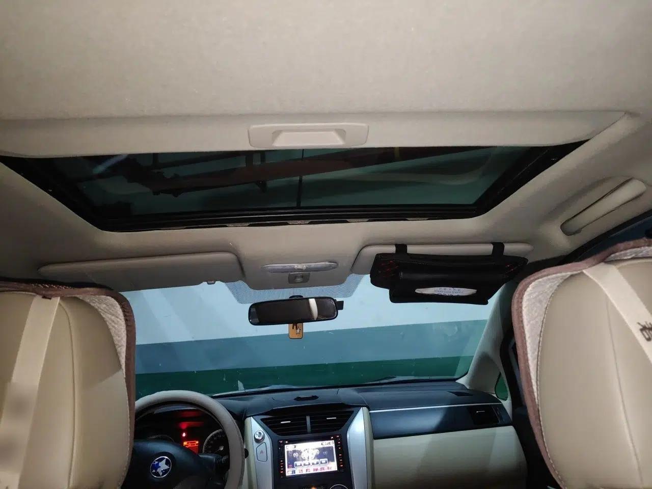 Venucia R50 2013 1.6L Manual Version with Beidou Navigation — миниатюра 19