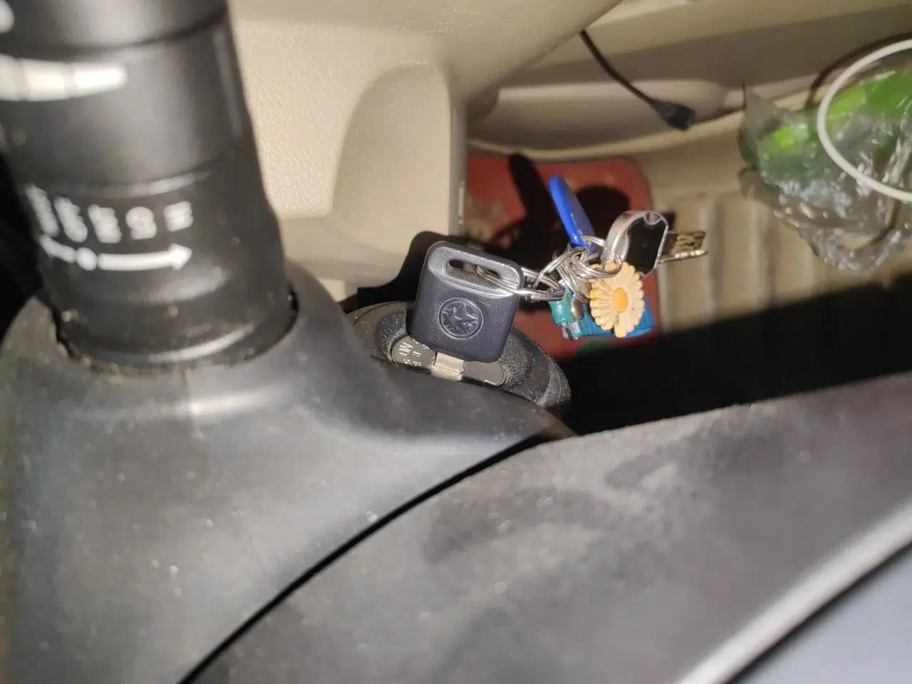 Venucia R50 2013 1.6L Manual Version with Beidou Navigation — миниатюра 9