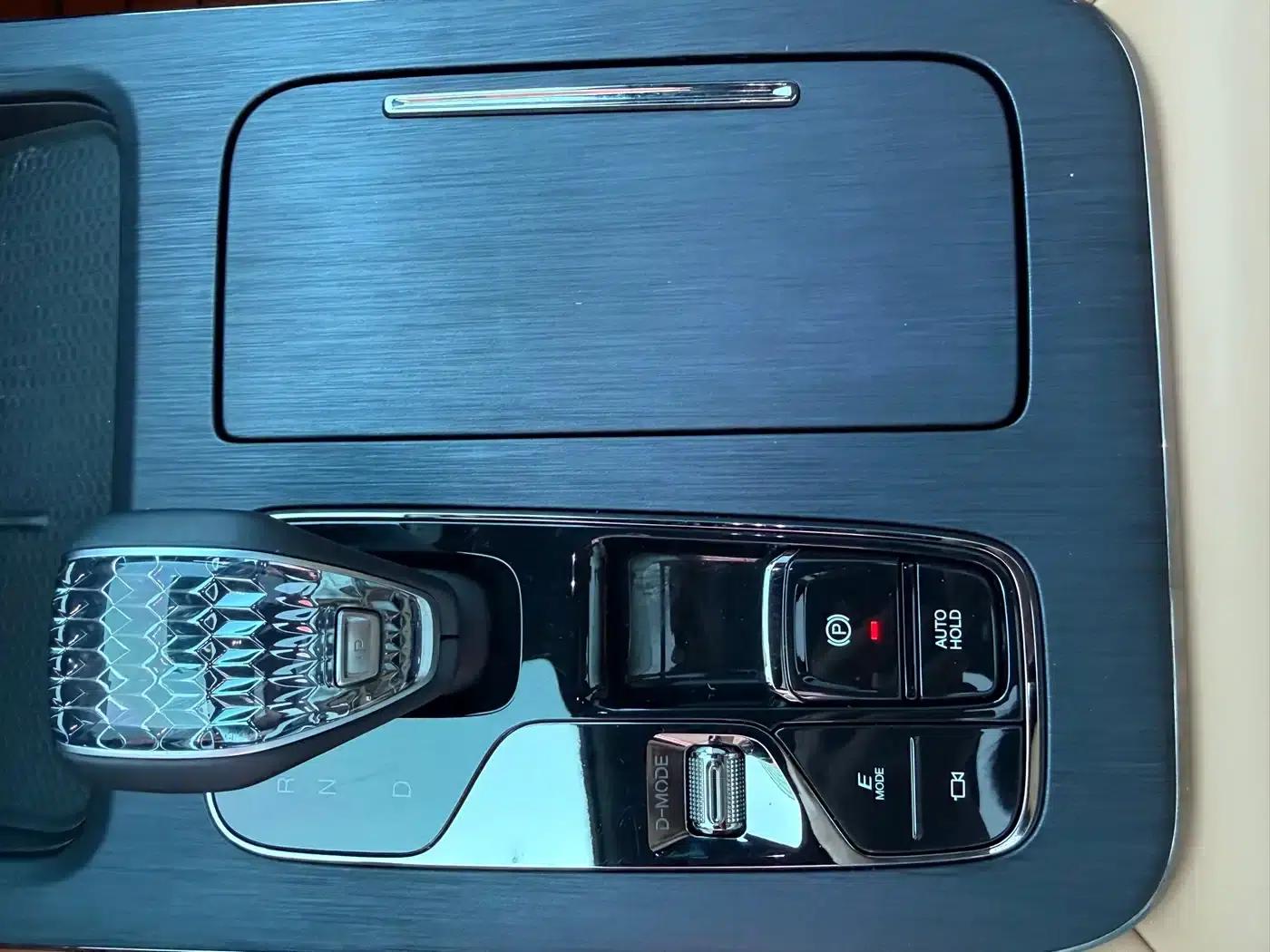 Trumpchi ES9 2024 PHEV 143km Traveler Max — миниатюра 14