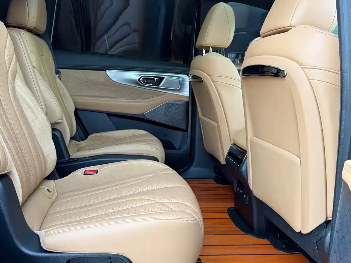 Trumpchi ES9 2024 PHEV 143km Traveler Max — миниатюра 17