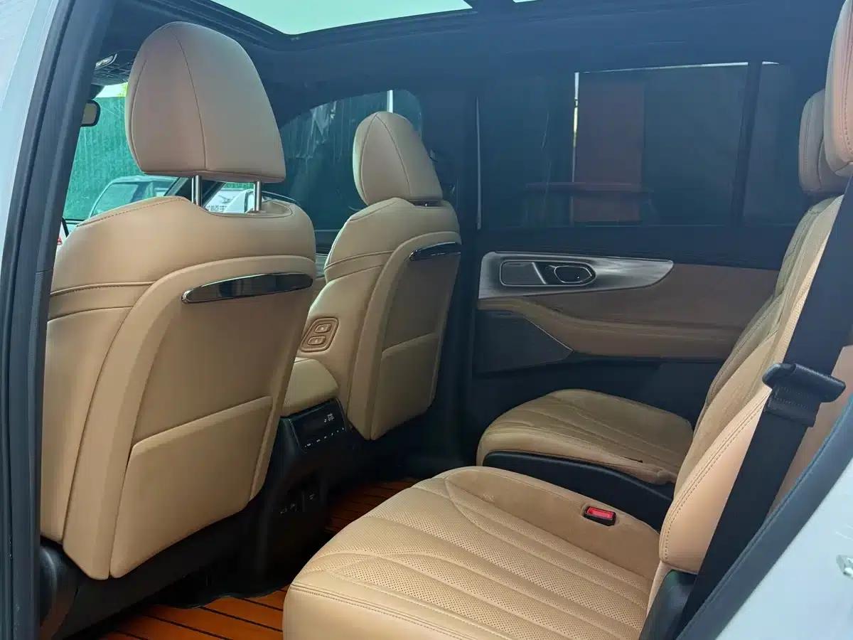 Trumpchi ES9 2024 PHEV 143km Traveler Max — миниатюра 8