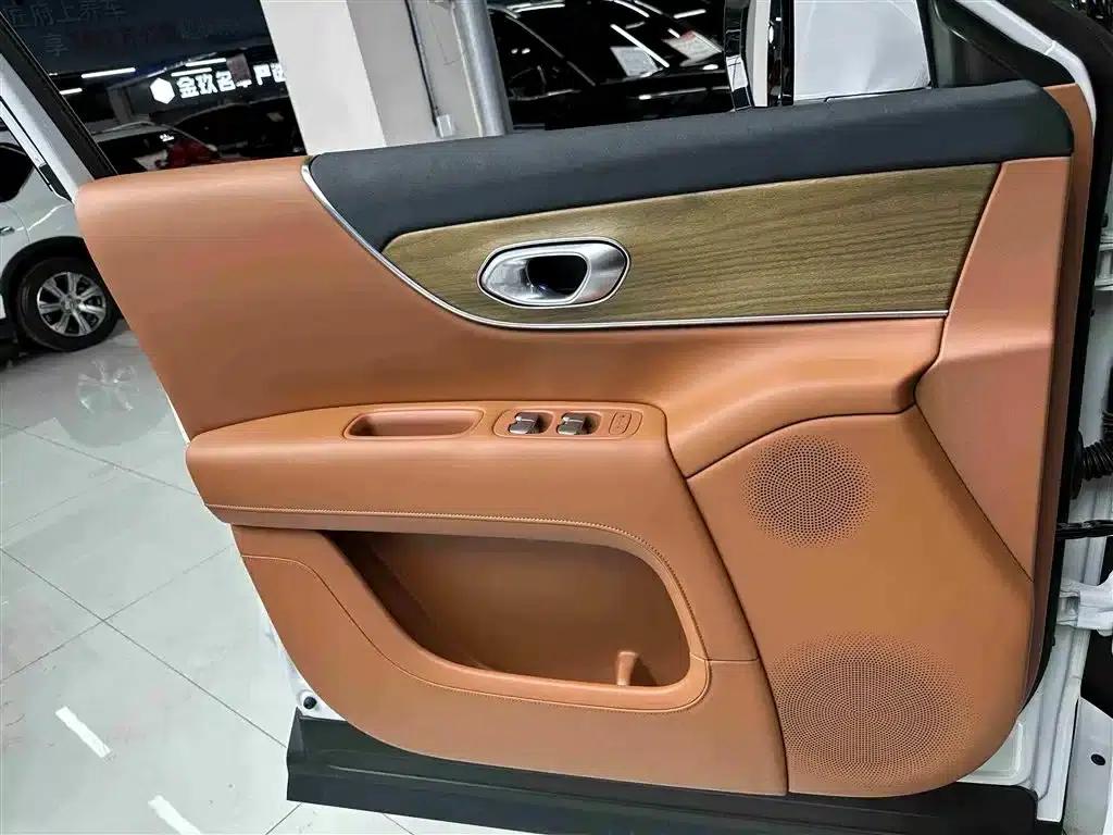 Trumpchi S9 2025 Model, Qiankun Ultra 6-Seater — миниатюра 20