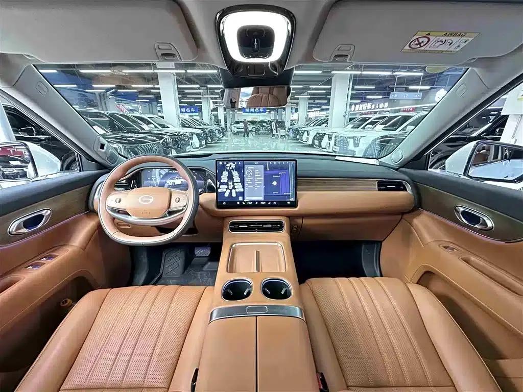 Trumpchi S9 2025 Model, Qiankun Ultra 6-Seater — миниатюра 10