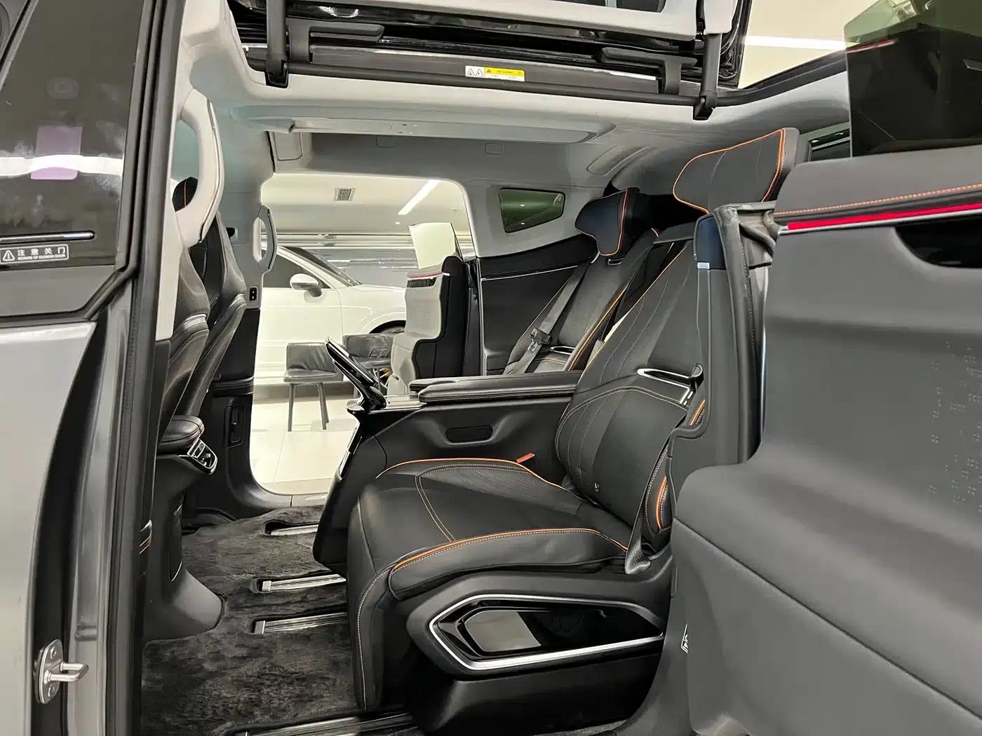 HiPhi X 2021 Flagship Edition 4-seater — миниатюра 12
