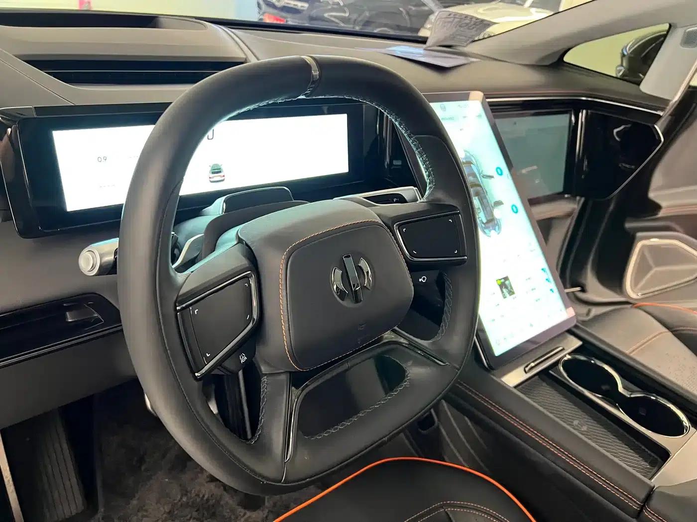 HiPhi X 2021 Flagship Edition 4-seater — миниатюра 9