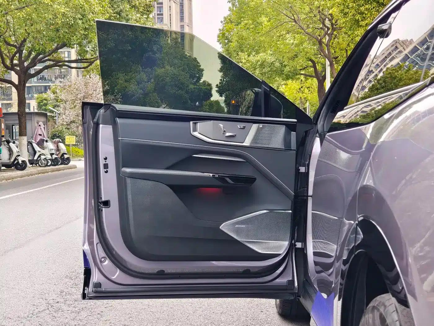 HiPhi Y 2023 560km Pioneer Edition — миниатюра 8