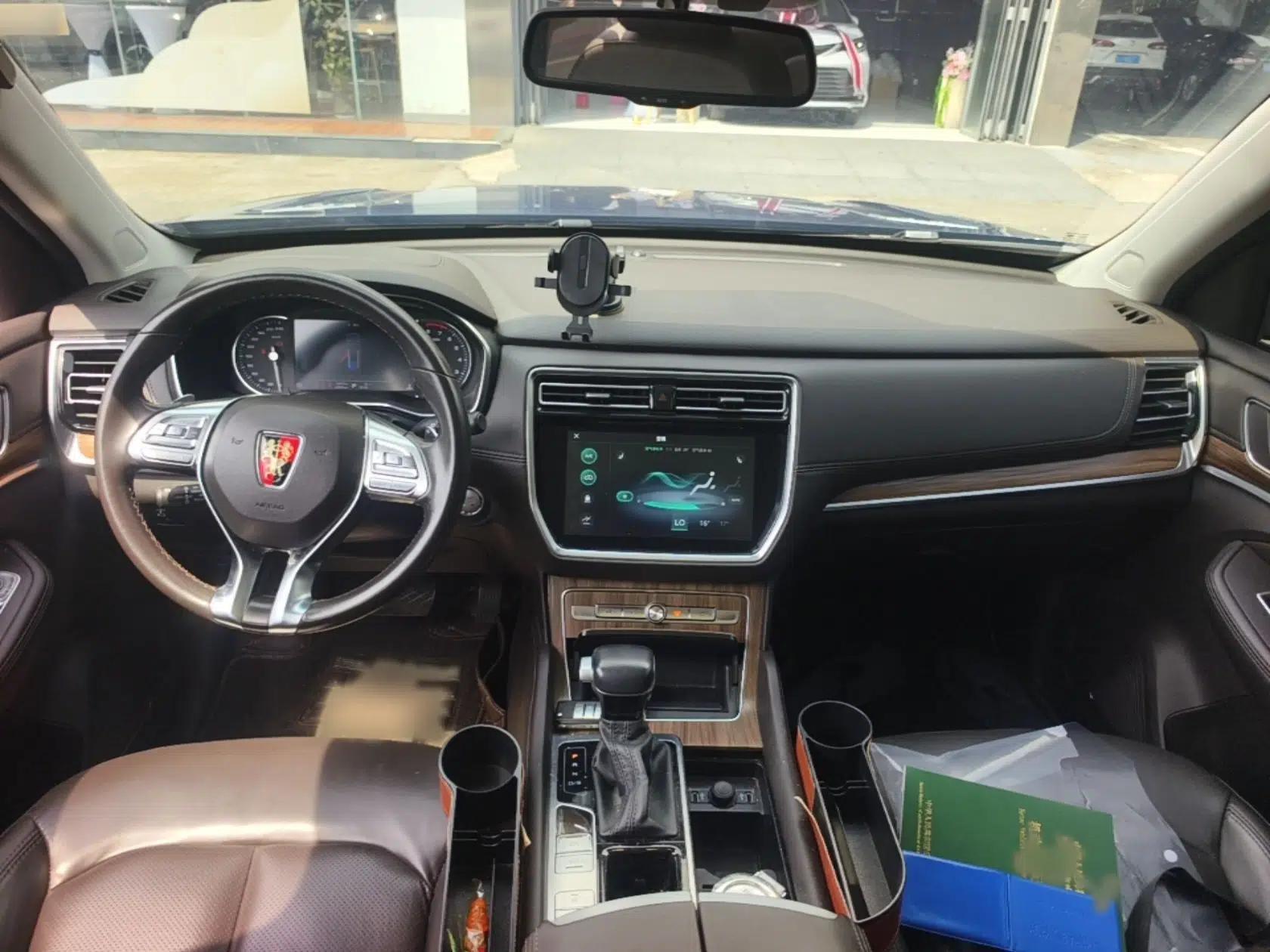 Roewe RX8 2019 30T Smart Connectivity Two-Wheel Drive Supreme Flagship Edition — миниатюра 18