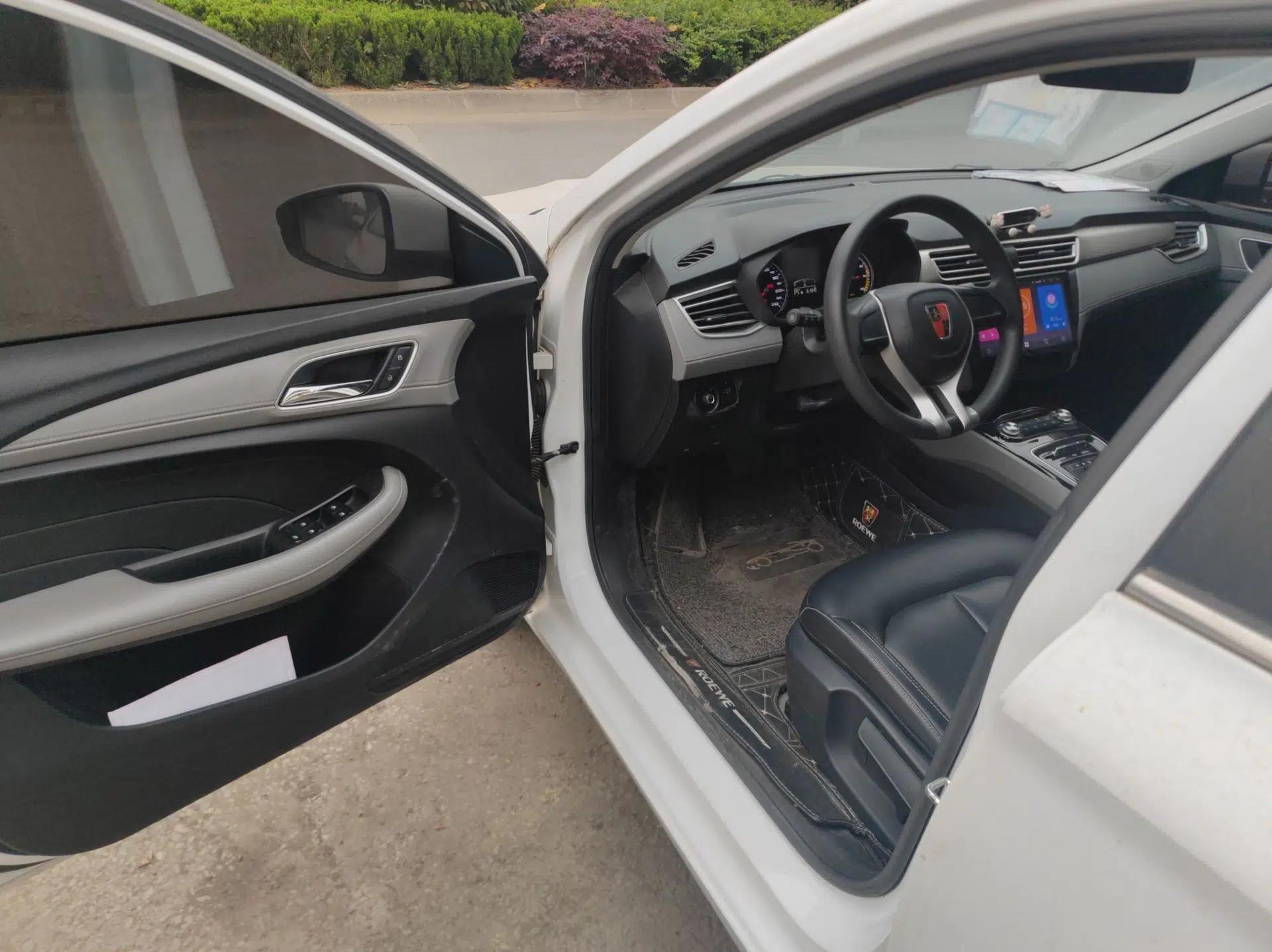 Roewe Ei5 2018 Internet Luxury Edition — миниатюра 19