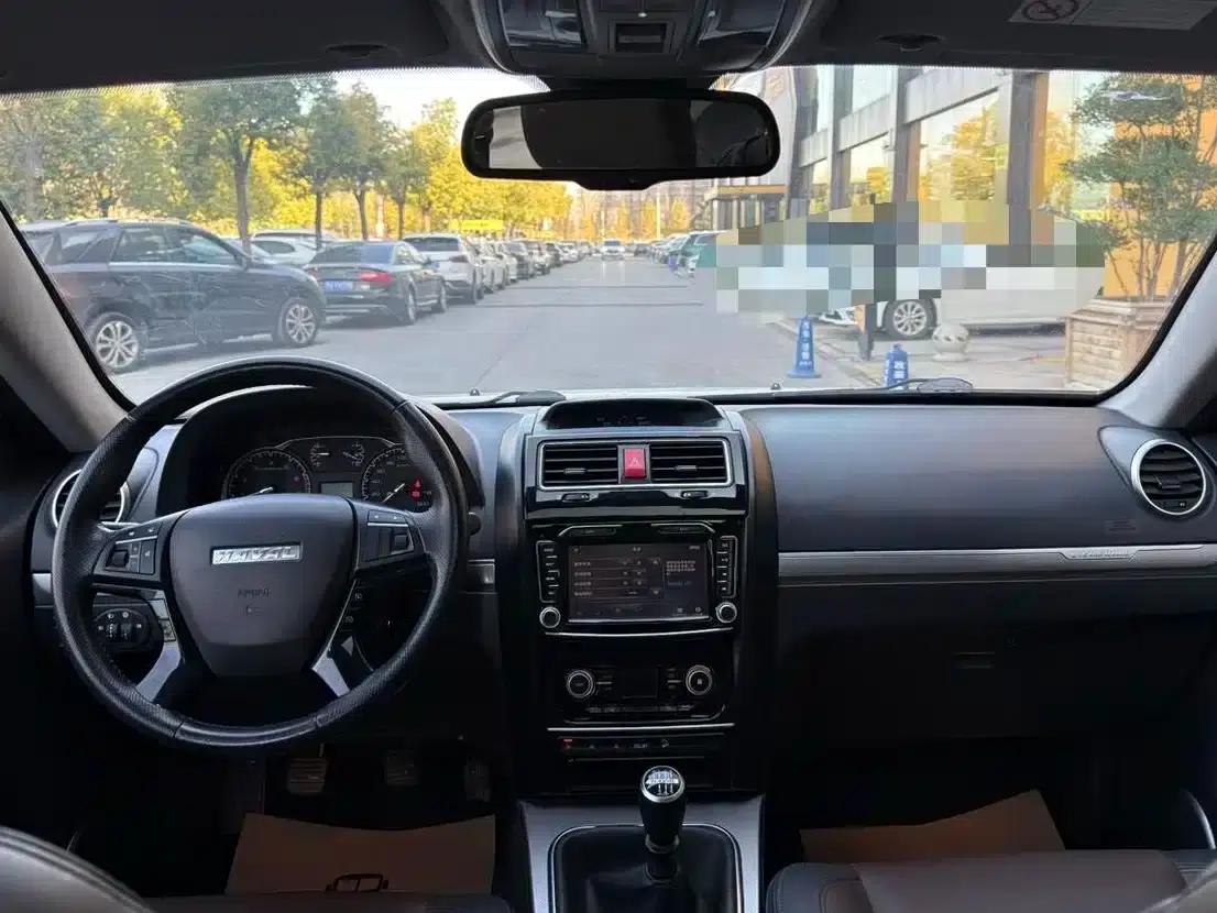Haval H5 Classic 2016 Classic Edition 2.0T Manual 4WD Premium — миниатюра 13