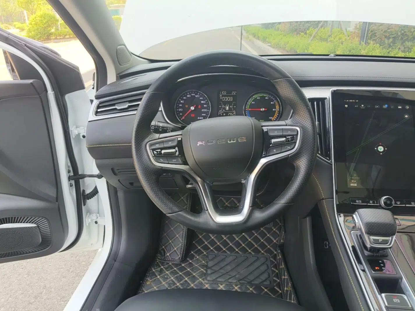 Roewe i6 MAX New Energy 2020 1.5T PHEV Sporty Cool Edition — миниатюра 14