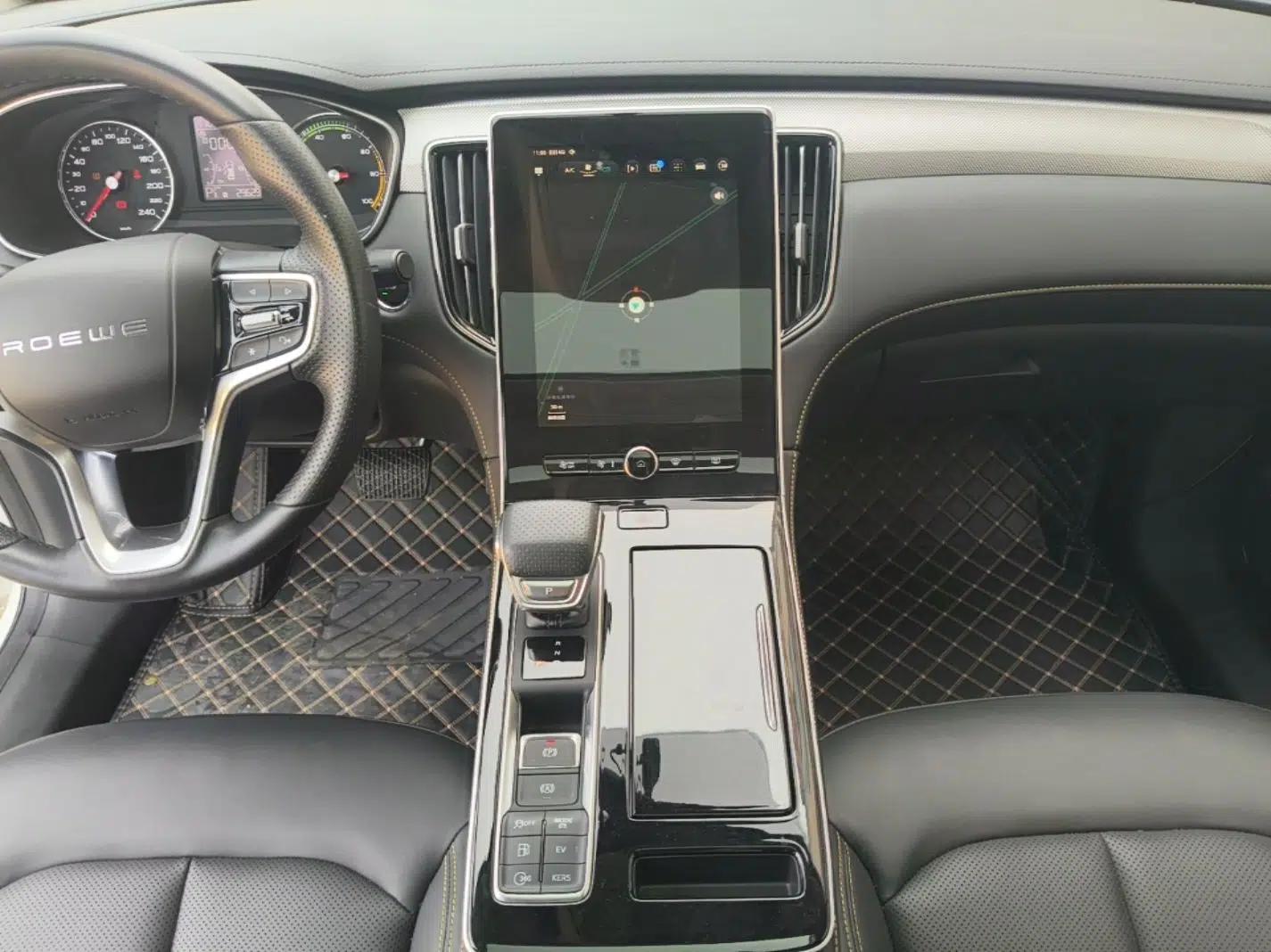 Roewe i6 MAX New Energy 2020 1.5T PHEV Sporty Cool Edition — миниатюра 16