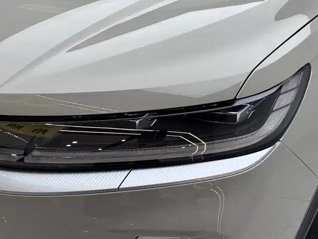 Haval Xiaolong MAX 2025 Hi4 110 Plus Smart Driving Edition — миниатюра 17
