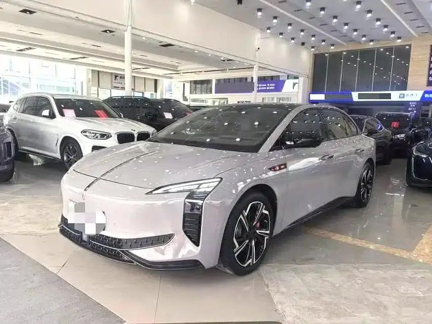 Hongqi EH7 2024 760 Pro+ AWD Edition — миниатюра 3