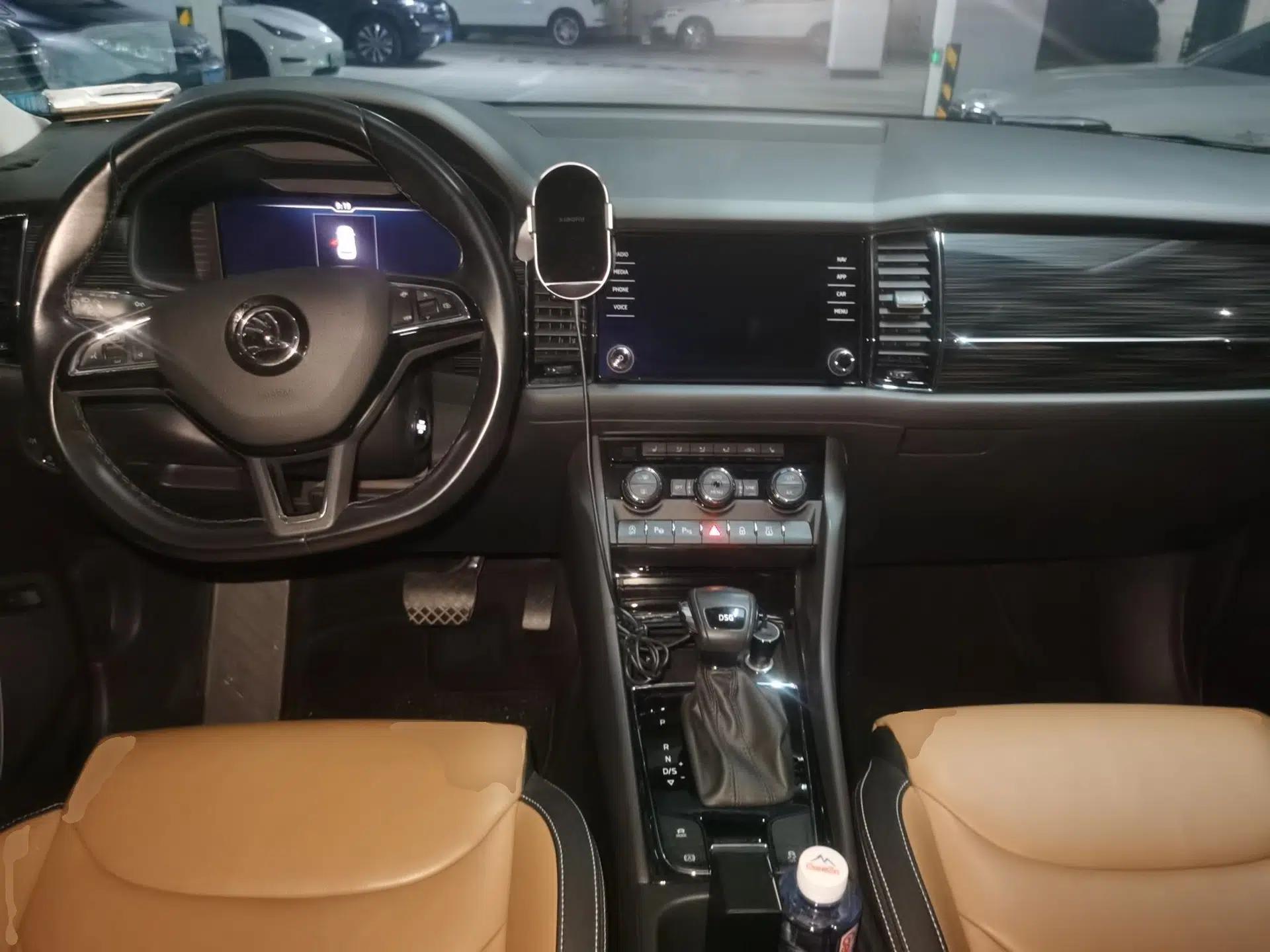 Skoda Kodiaq GT 2019 TSI330 Two-Wheel-Drive Luxury Edition China V Standard — миниатюра 10